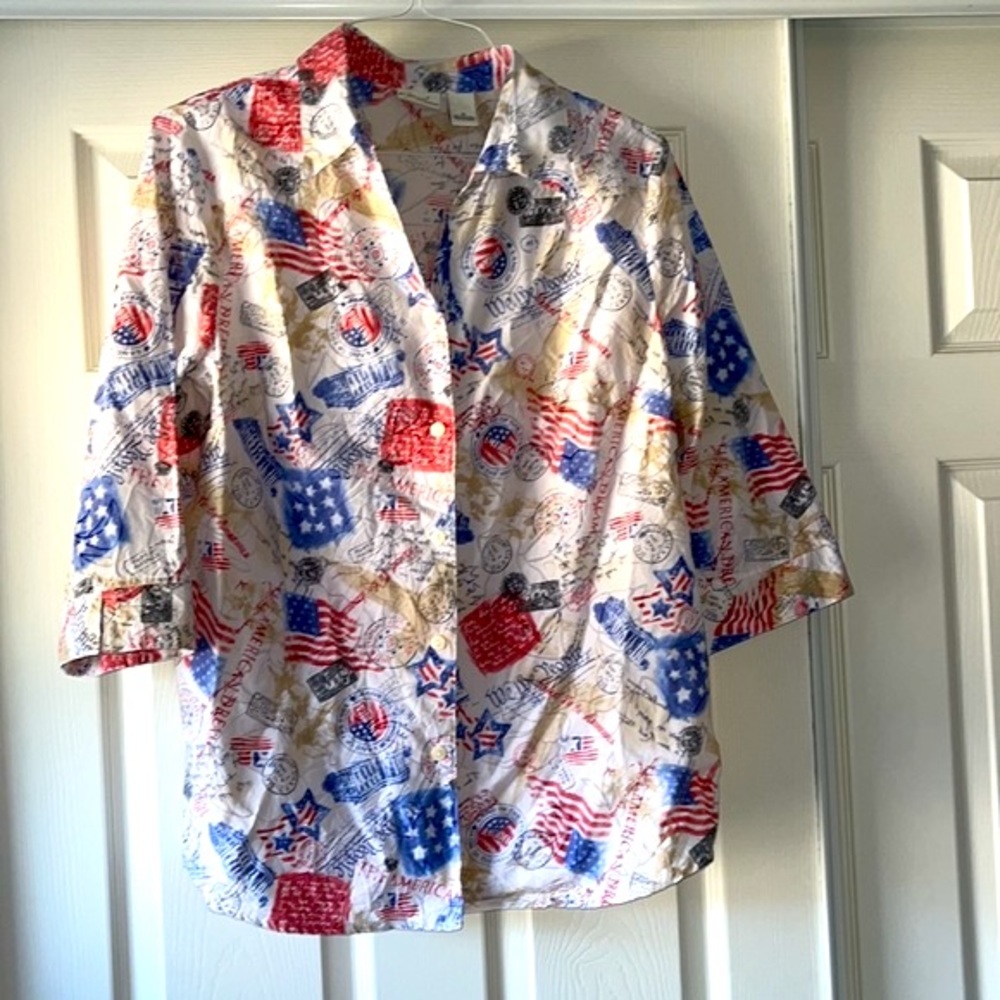 Kim Rogers patriotic Blouse with 3/4 Sleeves with Side Vents